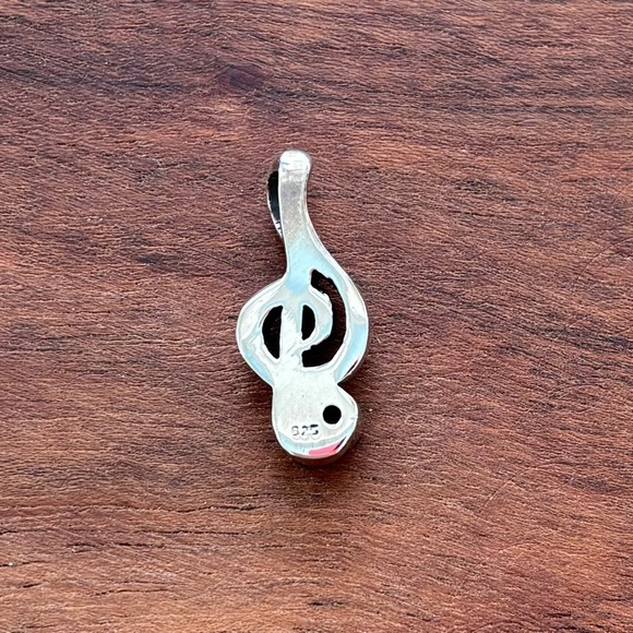 Sterling Silver Treble Clef Zirconia Pendant - Picture 3 of 5
